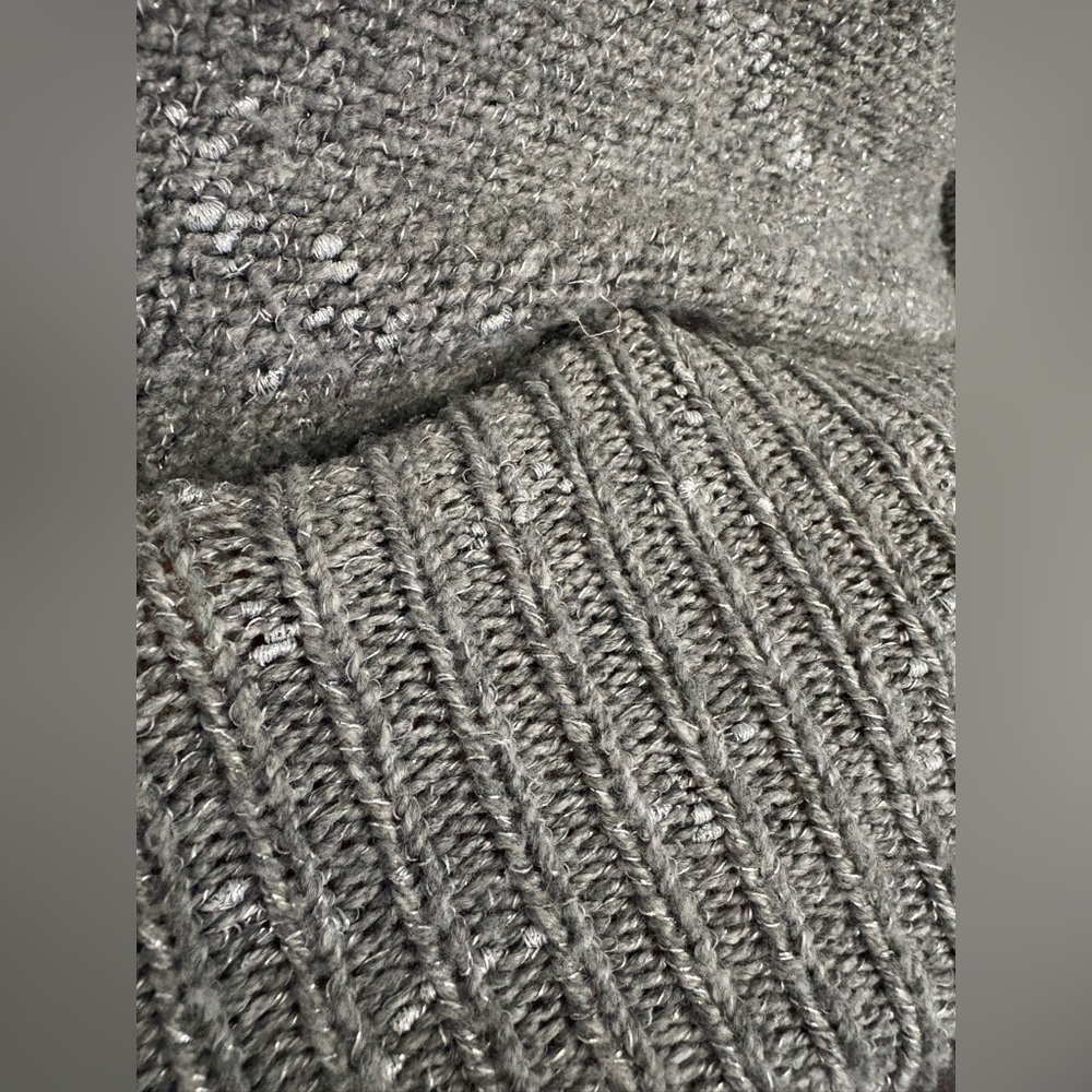LC Lauren Conrad Heather Gray Women's Sweater - Picture 13 of 14